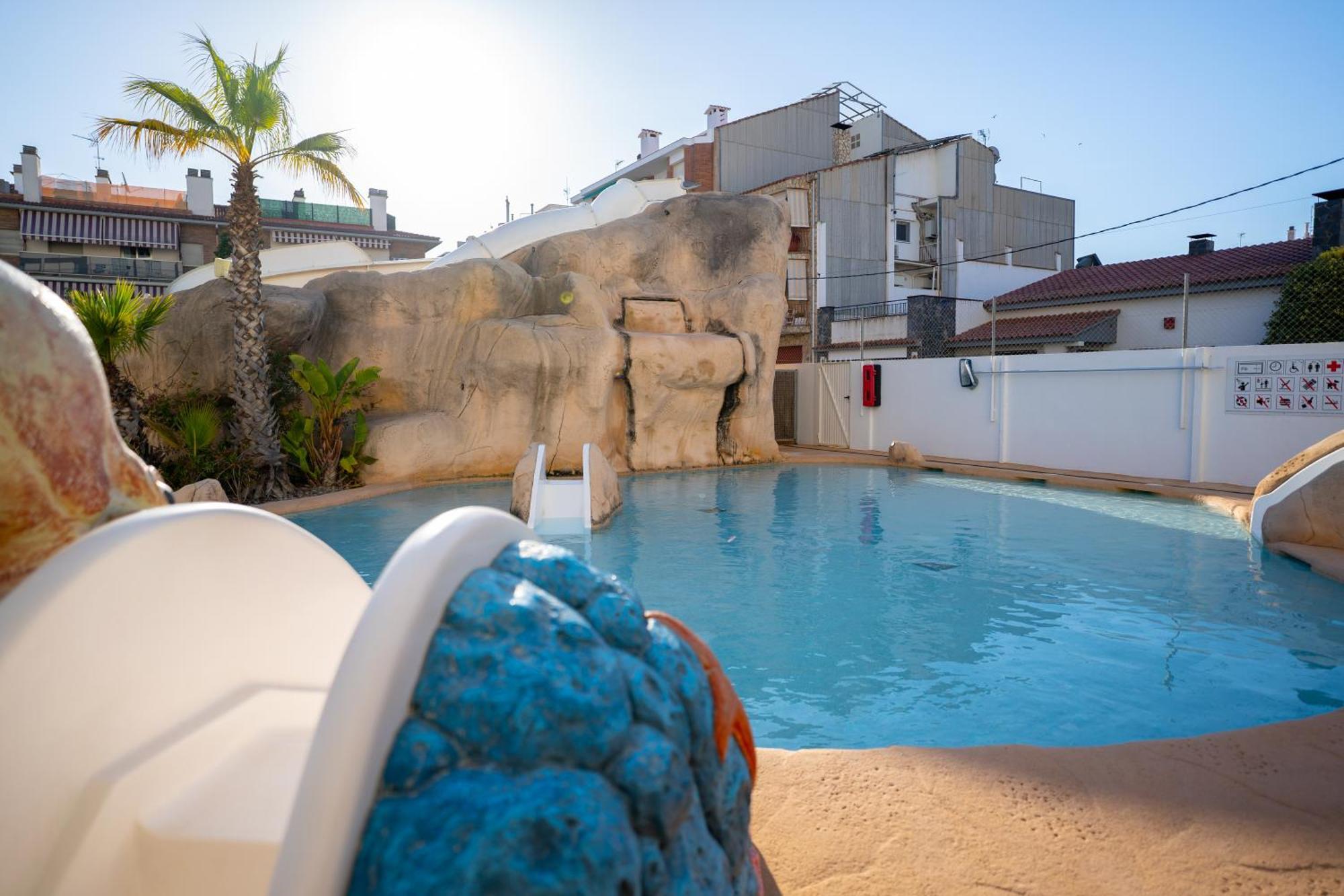 Fergus Club Pineda Splash Pineda de Mar Esterno foto